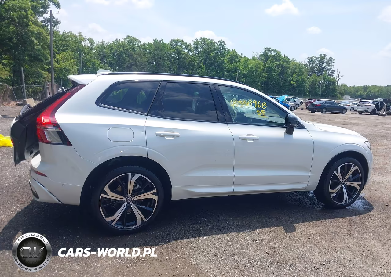 2025 Volvo Xc60 B5 Ultra VIN:YV4M12RM8S1082229 - 13