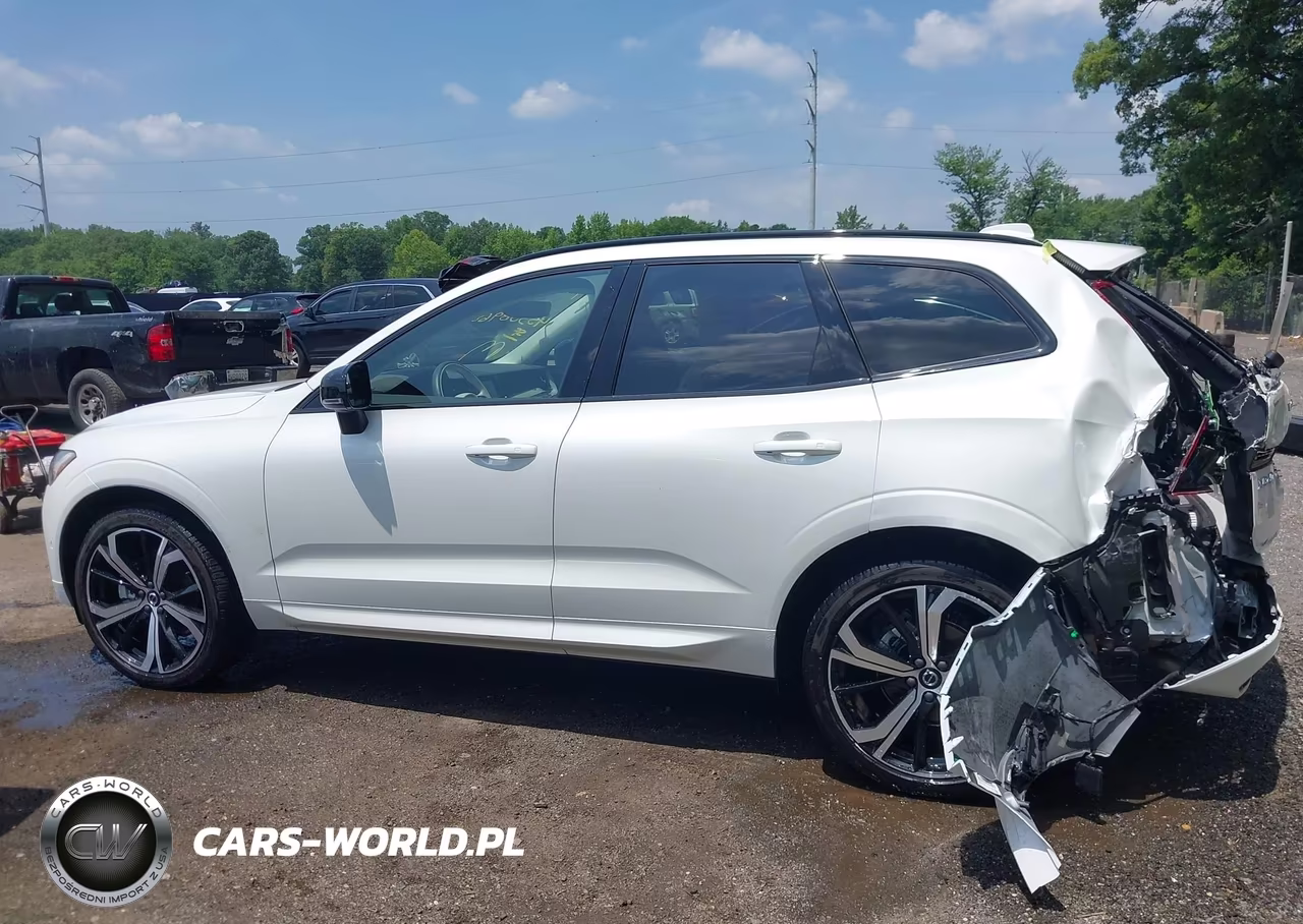 2025 Volvo Xc60 B5 Ultra VIN:YV4M12RM8S1082229 - 14