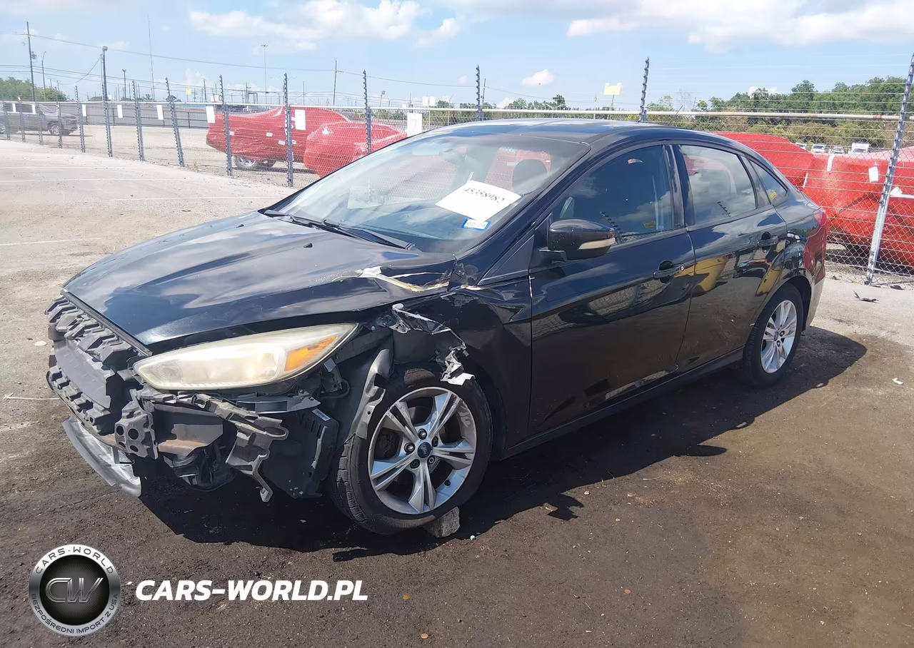 2015 Ford Focus Se VIN:1FADP3F25FL244943 - 2