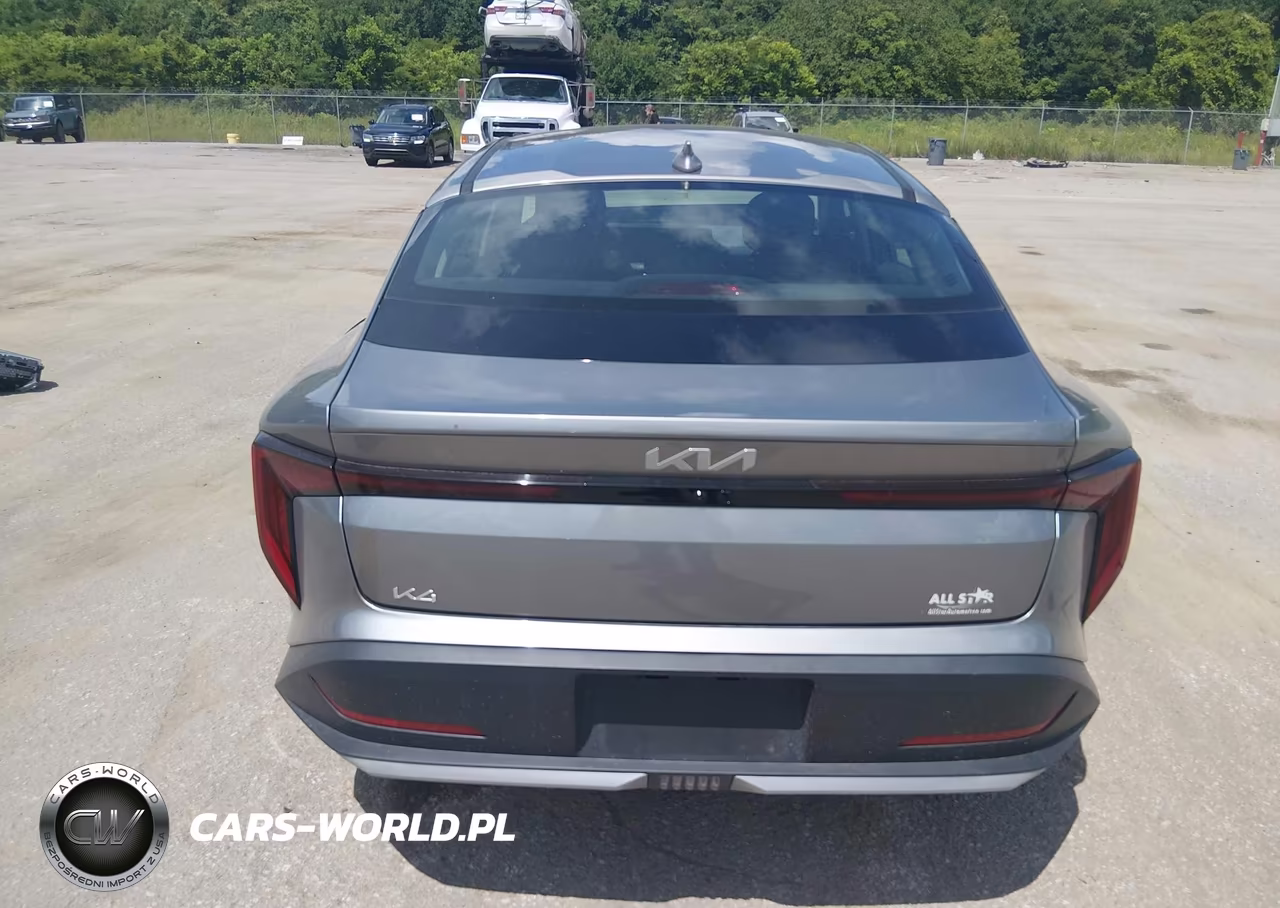 2025 Kia K4 Lxs VIN:3KPFT4DE3SE148216 - 17