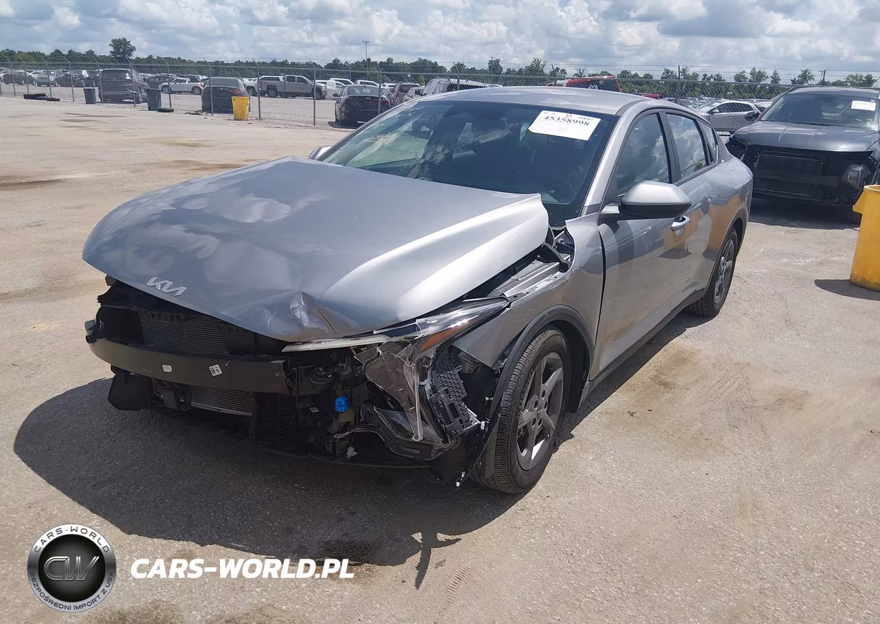 2025 Kia K4 Lxs VIN:3KPFT4DE3SE148216 - 2
