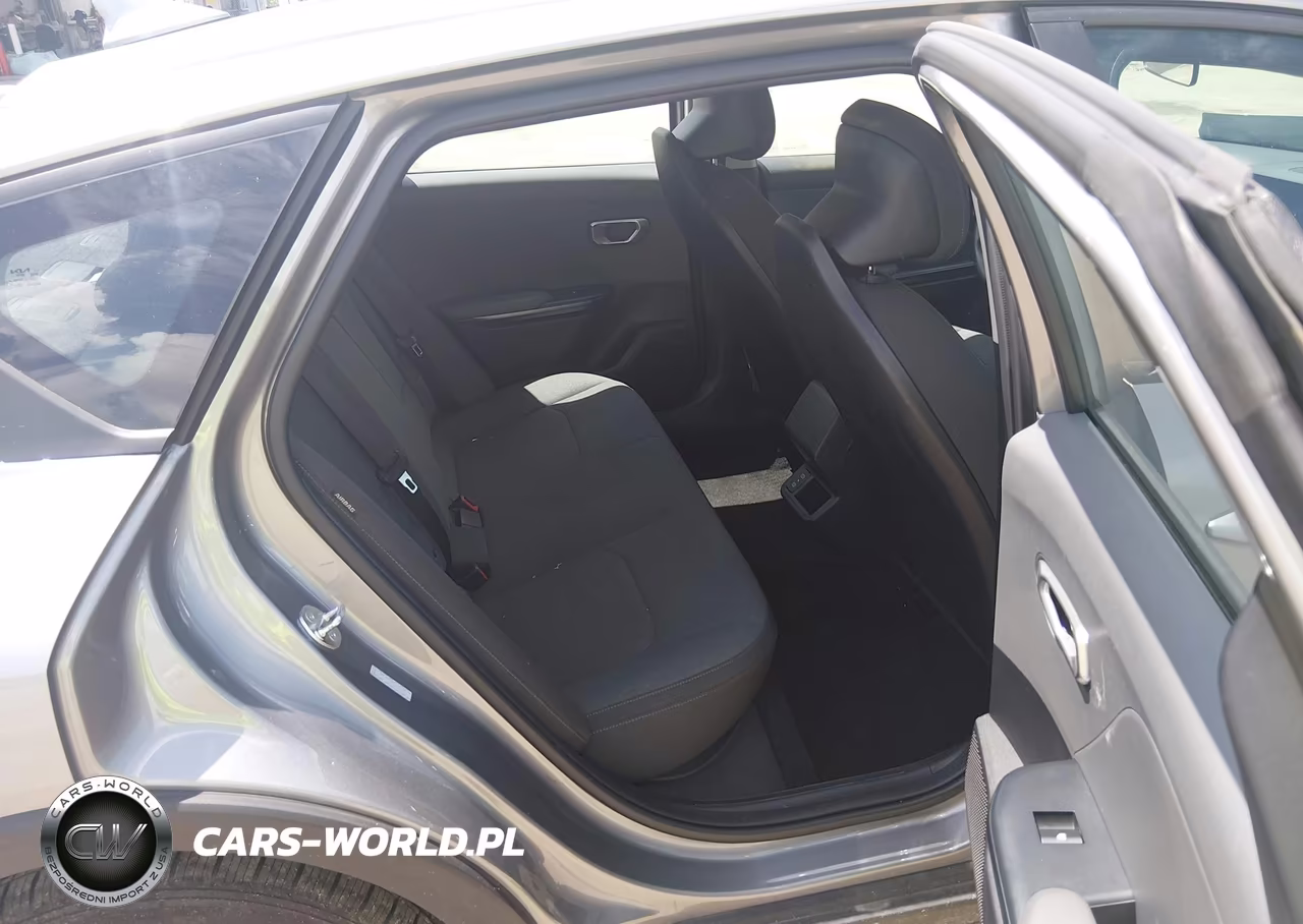 2025 Kia K4 Lxs VIN:3KPFT4DE3SE148216 - 8