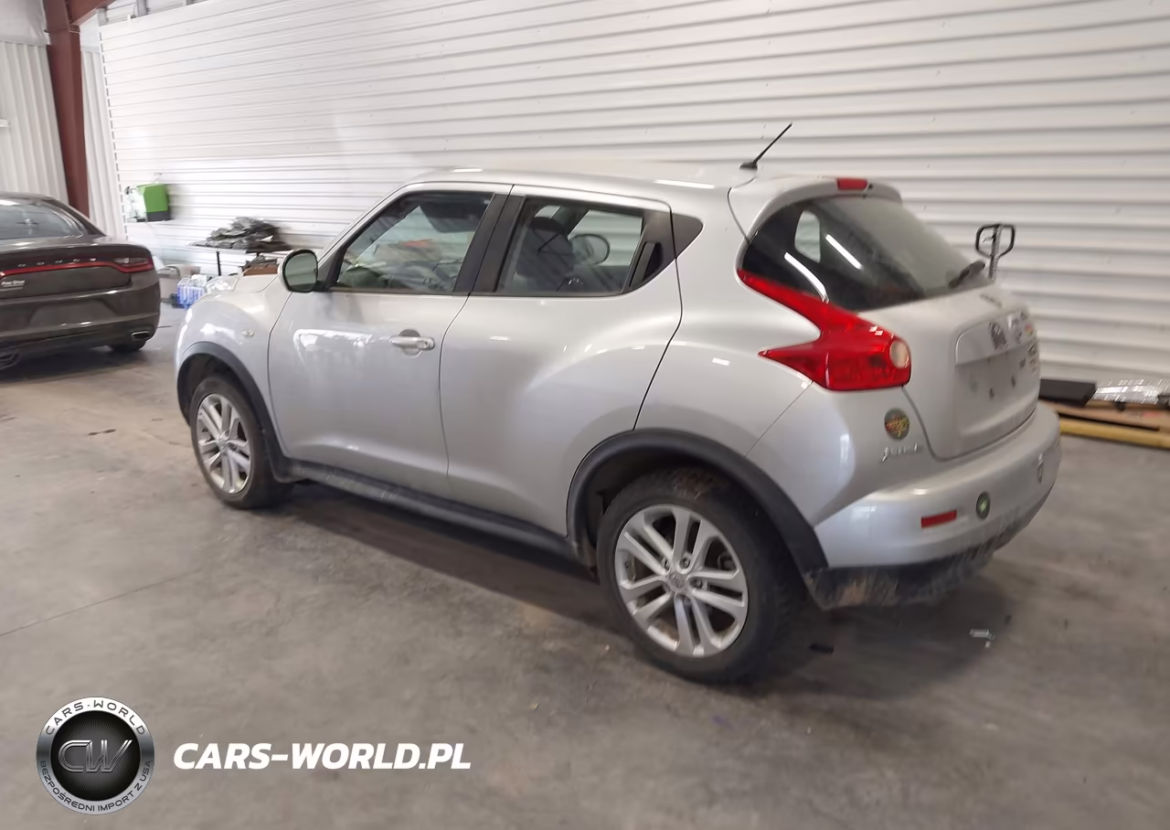 2013 Nissan Juke S VIN:JN8AF5MV3DT231425 - 3
