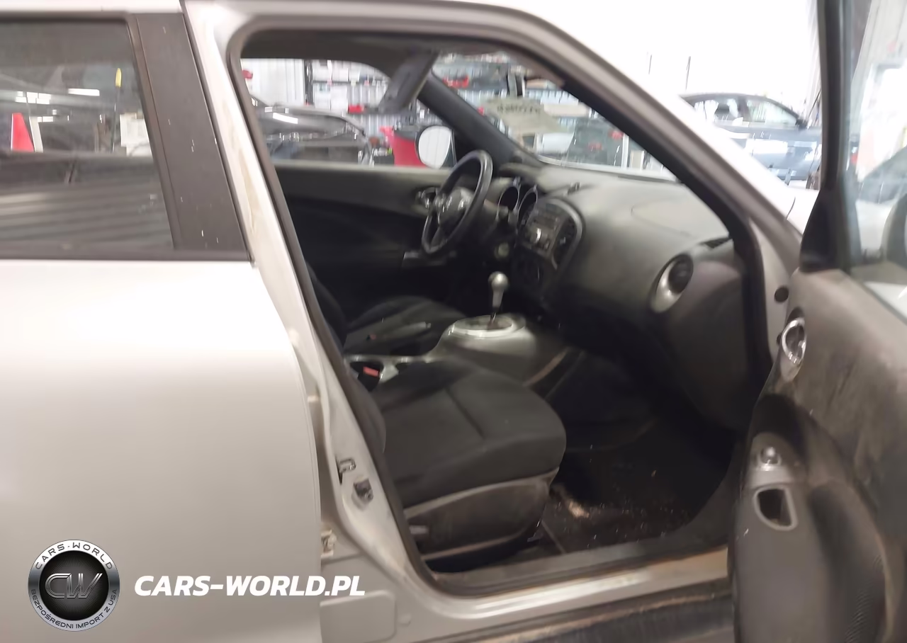 2013 Nissan Juke S VIN:JN8AF5MV3DT231425 - 5