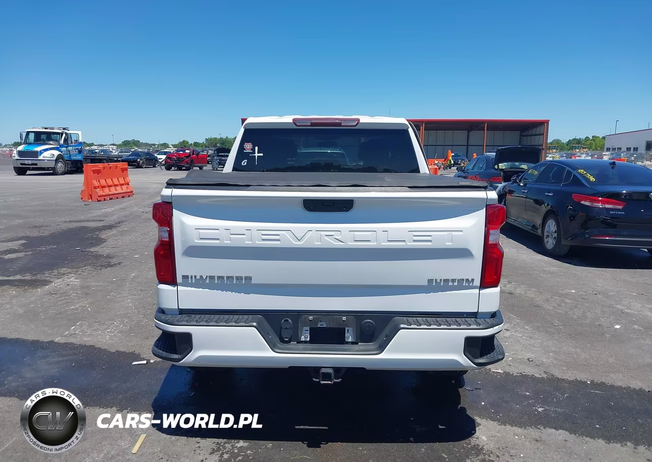 2021 Chevrolet Silverado 1500 4Wd Short Bed Custom VIN:3GCPYBEK2MG253819 - 16