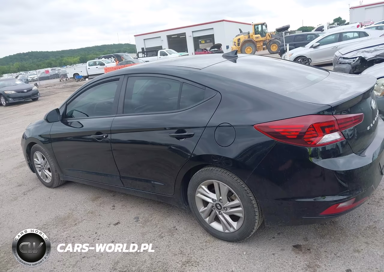 2019 Hyundai Elantra Value Edition VIN:KMHD84LFXKU850632 - 14