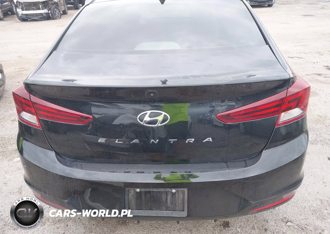 2019 Hyundai Elantra Value Edition VIN:KMHD84LFXKU850632 - 16