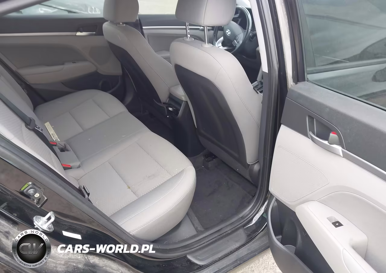2019 Hyundai Elantra Value Edition VIN:KMHD84LFXKU850632 - 8
