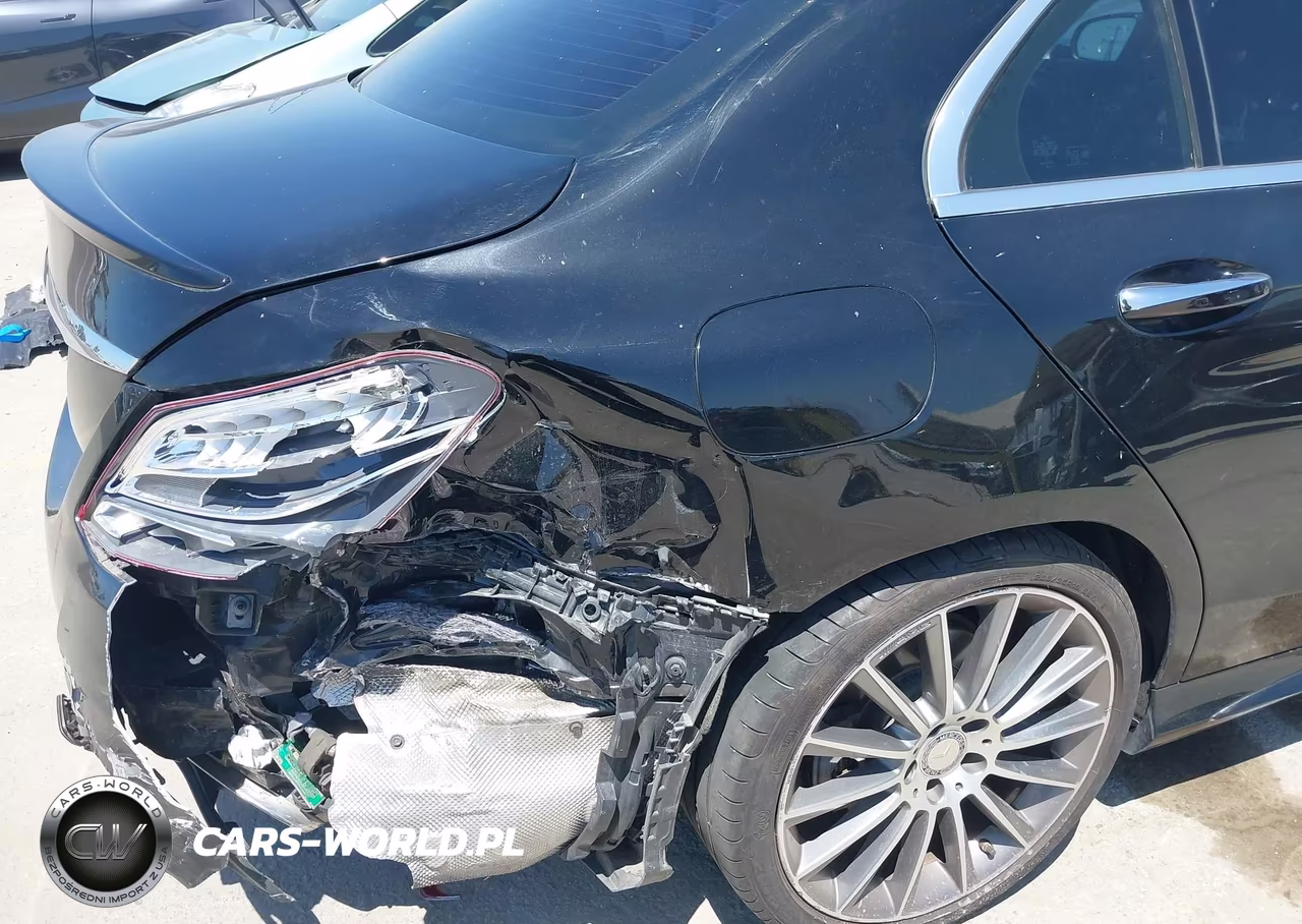 2016 Mercedes-Benz C 300 Sport VIN:55SWF4JB1GU121873 - 6