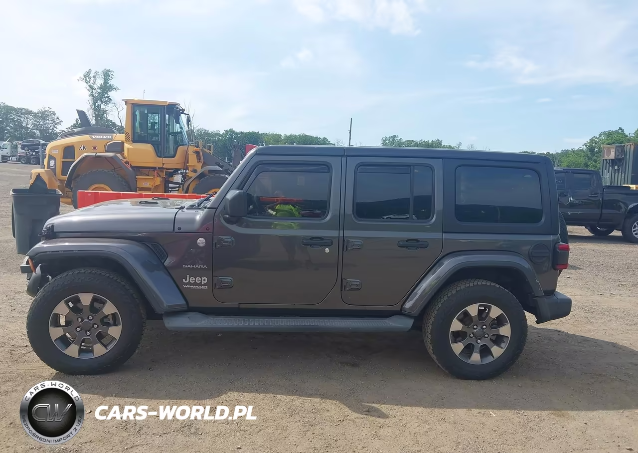2019 Jeep Wrangler Unlimited Sahara 4X4 VIN:1C4HJXEG5KW526445 - 14