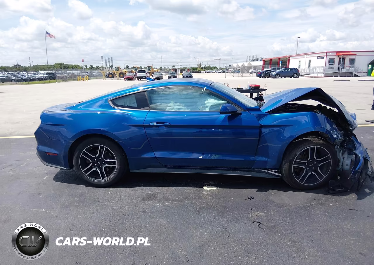 2022 Ford Mustang Ecoboost Premium Fastback VIN:1FA6P8TH9N5111040 - 14