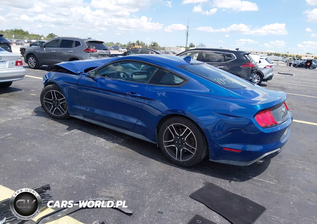2022 Ford Mustang Ecoboost Premium Fastback VIN:1FA6P8TH9N5111040 - 3