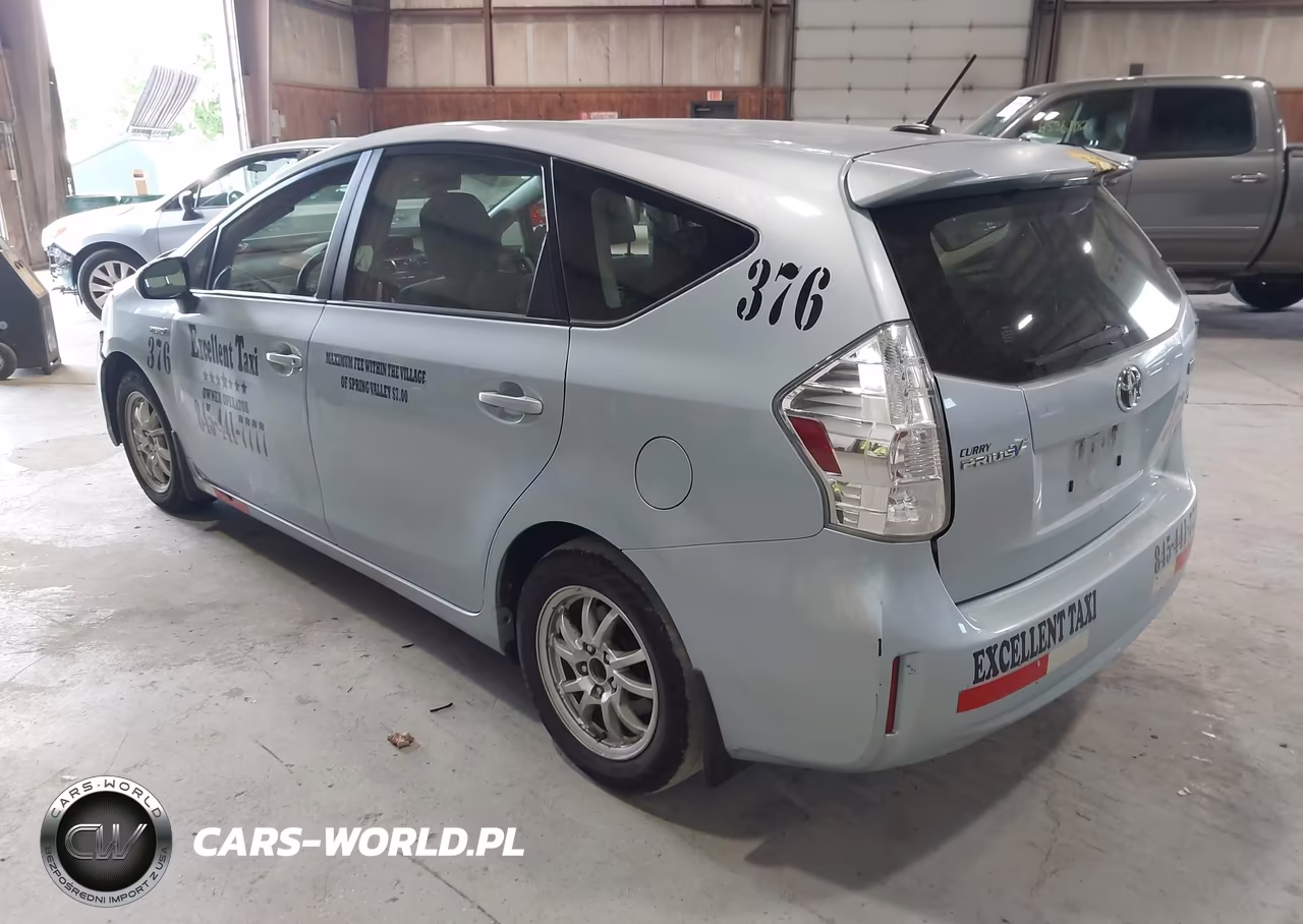 2013 Toyota Prius V Three VIN:JTDZN3EU8D3231805 - 3