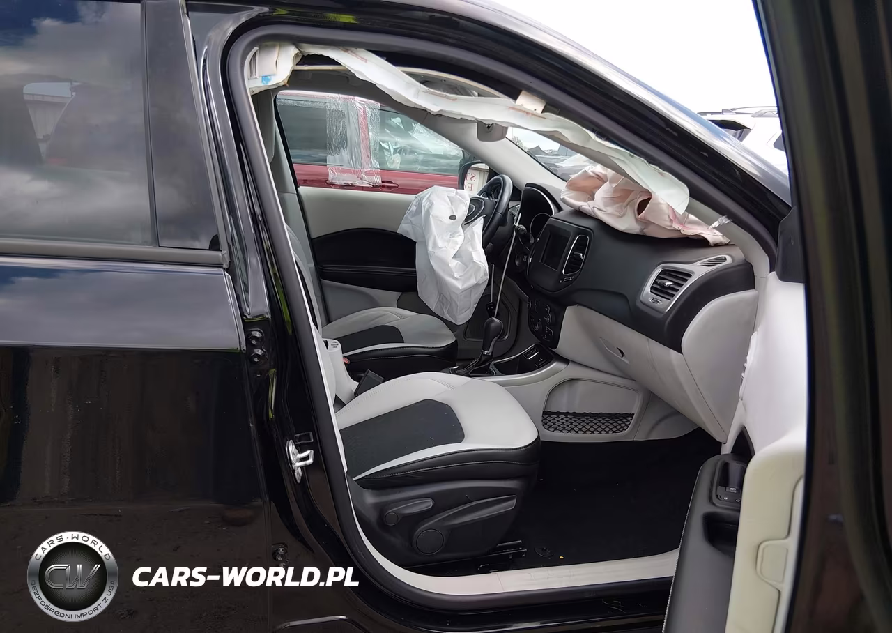 2018 Jeep Compass Latitude Fwd VIN:3C4NJCBB7JT487138 - 5