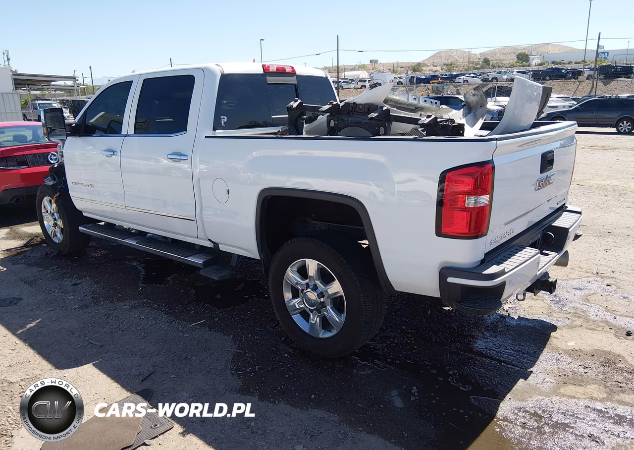 2017 GMC Sierra 2500Hd Denali VIN:1GT12UEY5HF233417 - 3