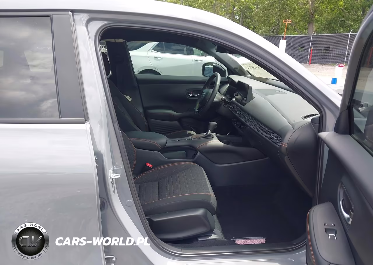 2025 Honda Hr-V 2Wd Sport VIN:3CZRZ1H58SM747052 - 5