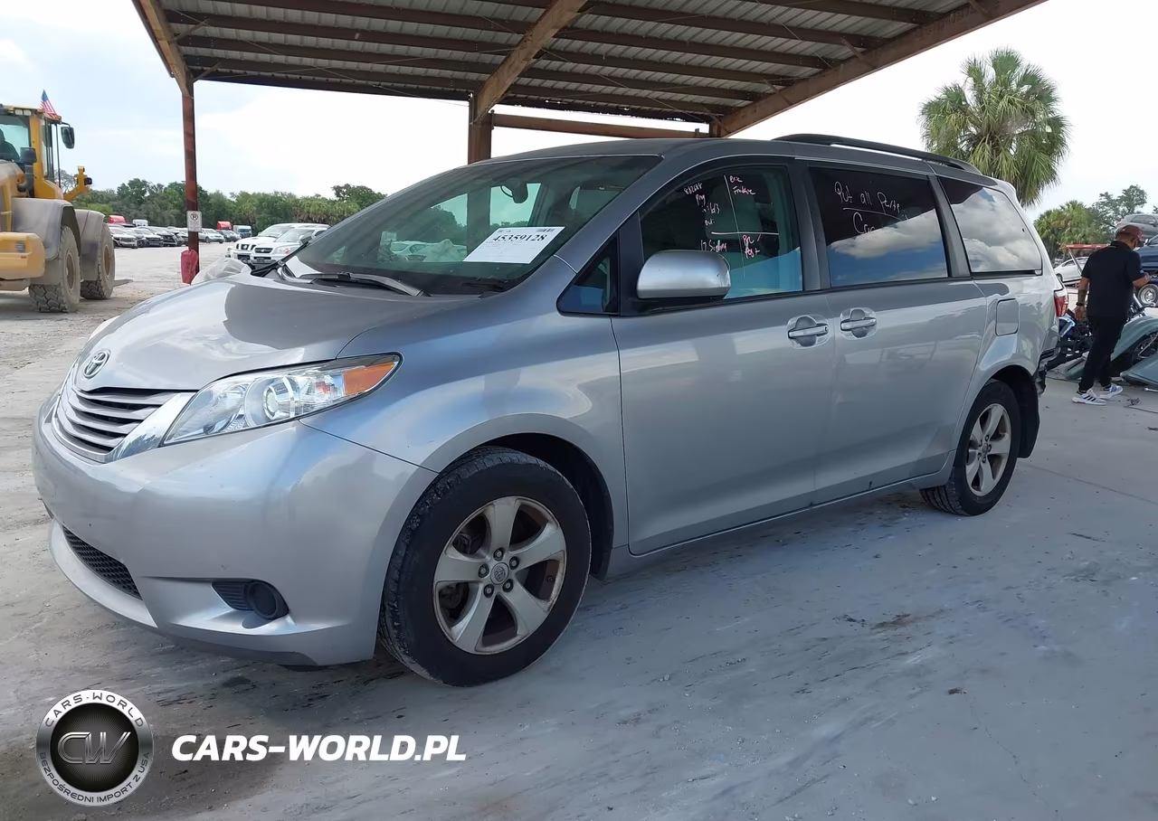 2017 Toyota Sienna Le 8 Passenger VIN:5TDKZ3DCXHS888172 - 2