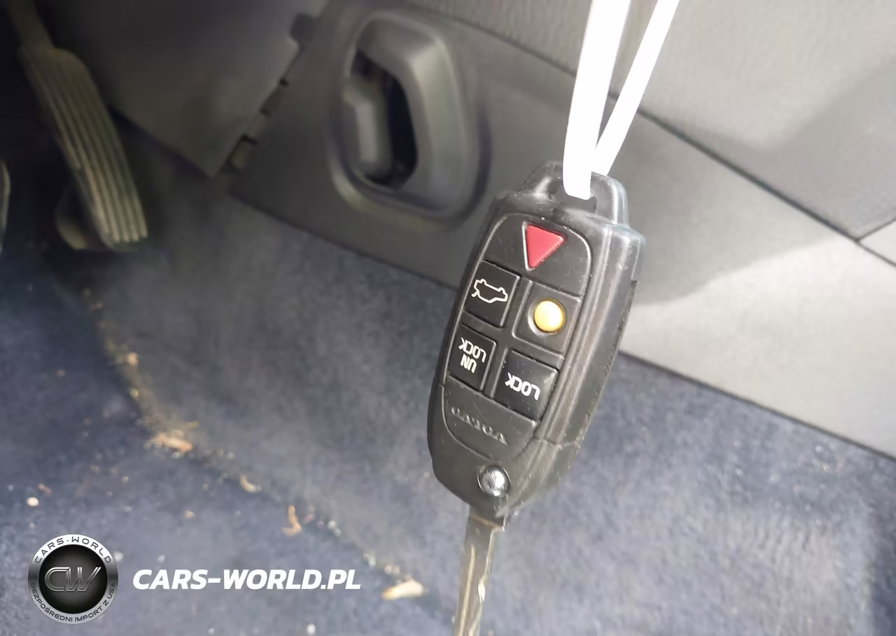 2007 Volvo S60 R VIN:YV1RH527X72614697 - 11