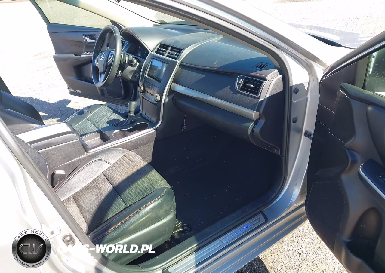 2015 Toyota Camry Se VIN:4T1BF1FK1FU485154 - 5
