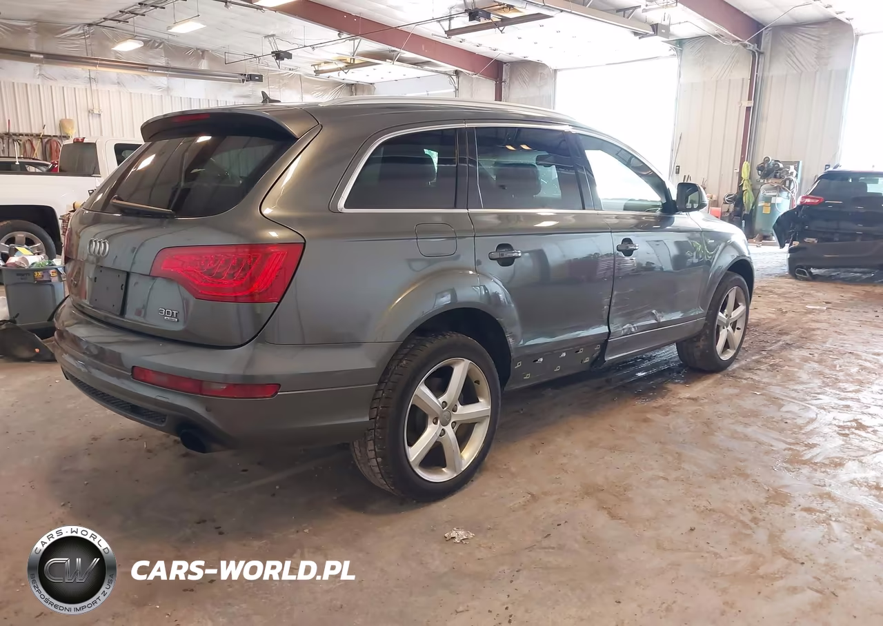2014 Audi Q7 3.0T S Line Prestige VIN:WA1DGAFE9ED018402 - 4