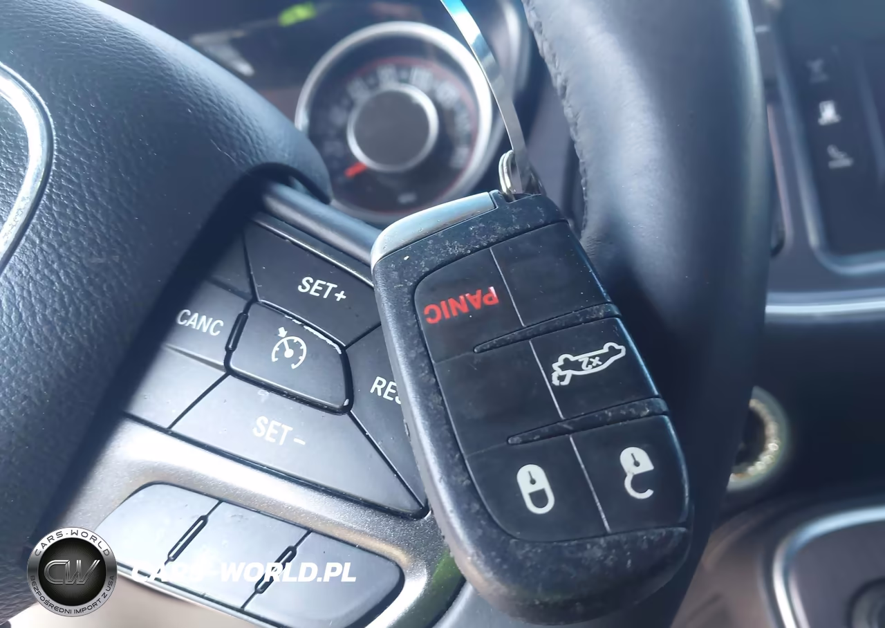 2015 Dodge Challenger Sxt VIN:2C3CDZAG8FH873344 - 11