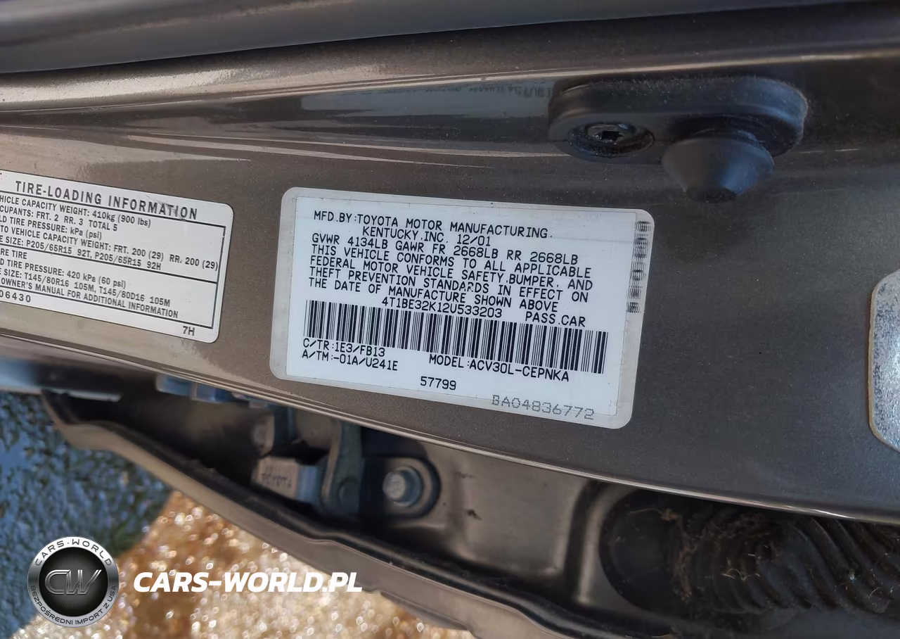 2002 Toyota Camry Le VIN:4T1BE32K12U533203 - 9