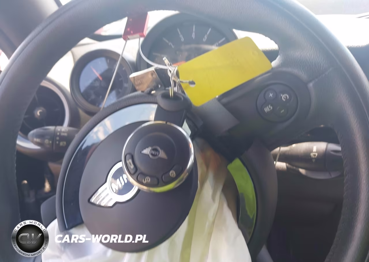 2015 Mini Roadster Cooper S VIN:WMWSY3C56FT595368 - 11