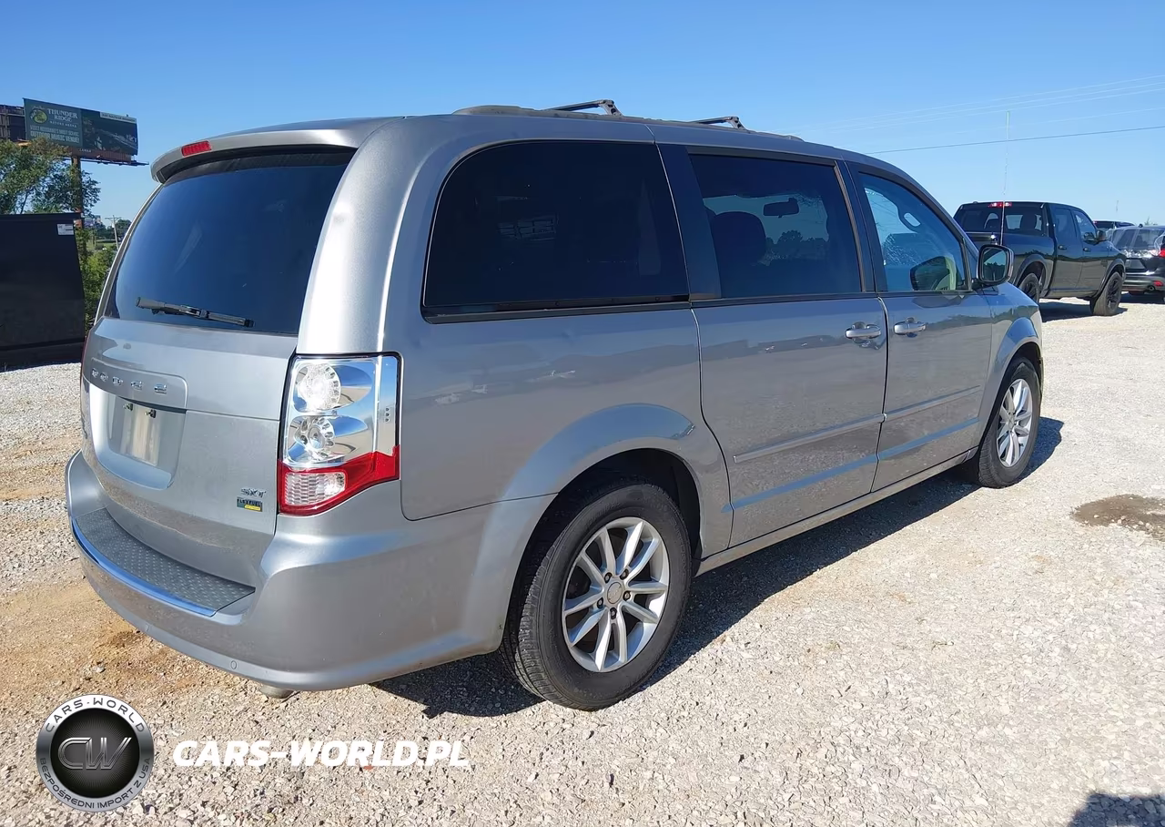 2016 Dodge Grand Caravan Sxt VIN:2C4RDGCG2GR328209 - 4