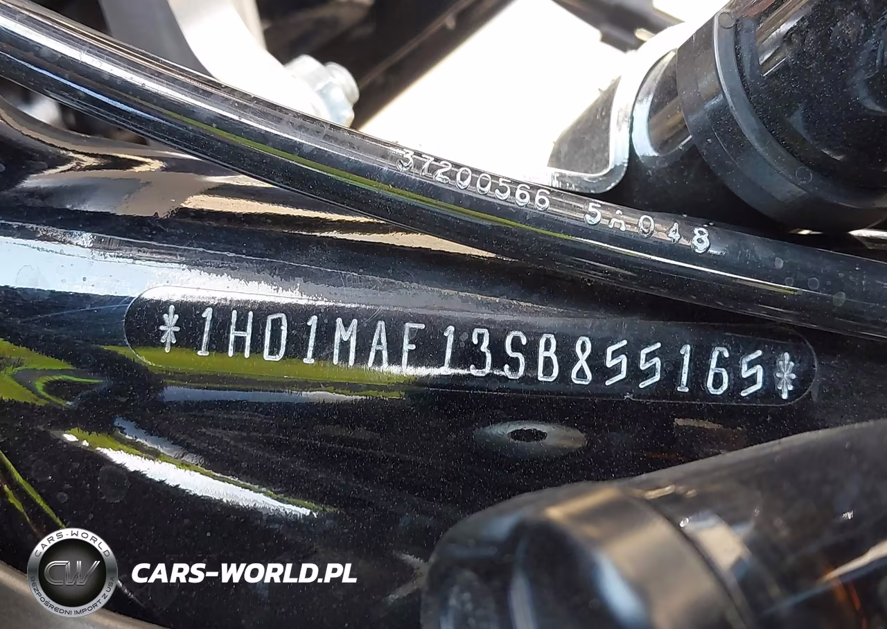 2025 Harley-Davidson Flhtcutg VIN:1HD1MAF13SB855165 - 10