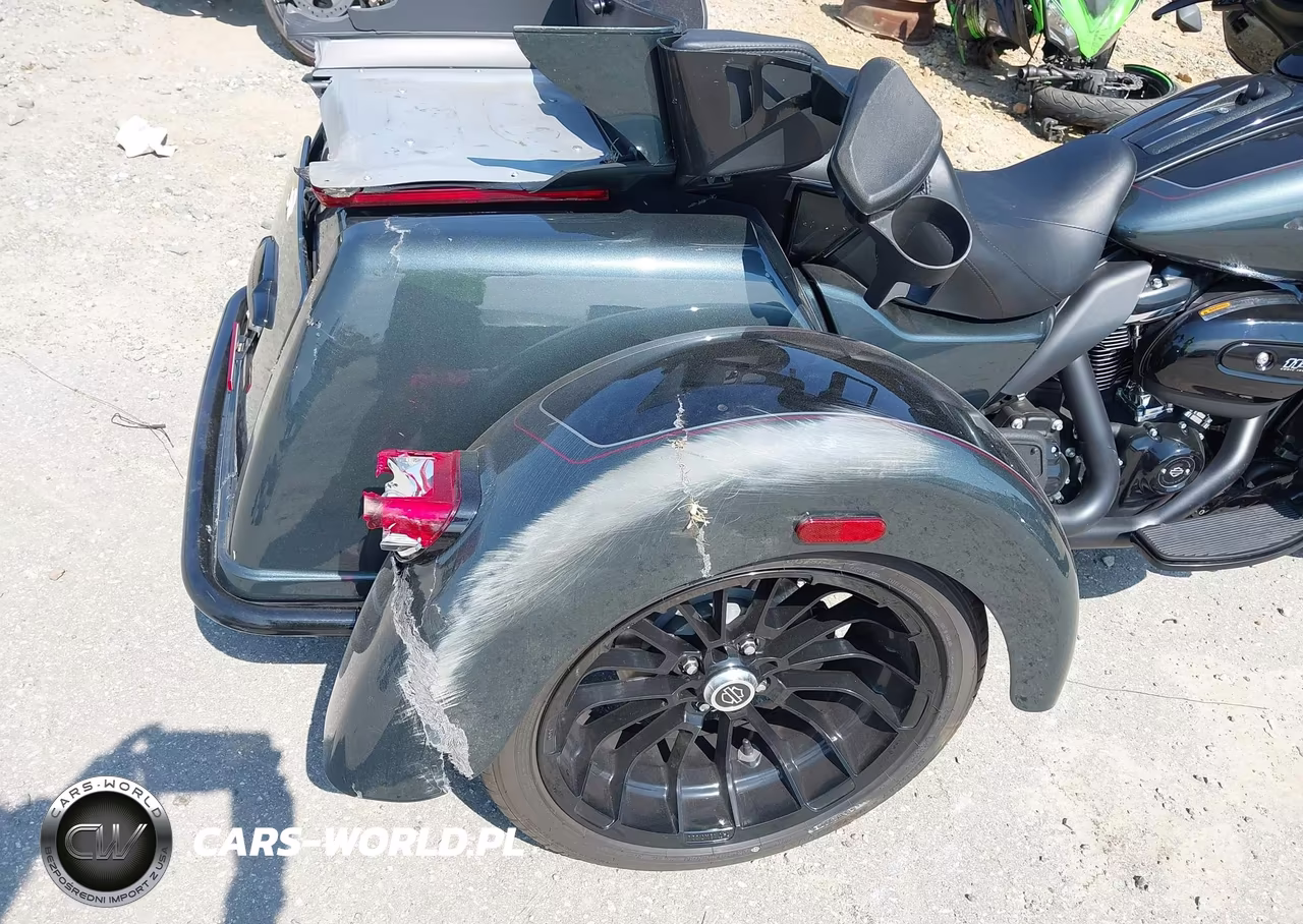 2025 Harley-Davidson Flhtcutg VIN:1HD1MAF13SB855165 - 15