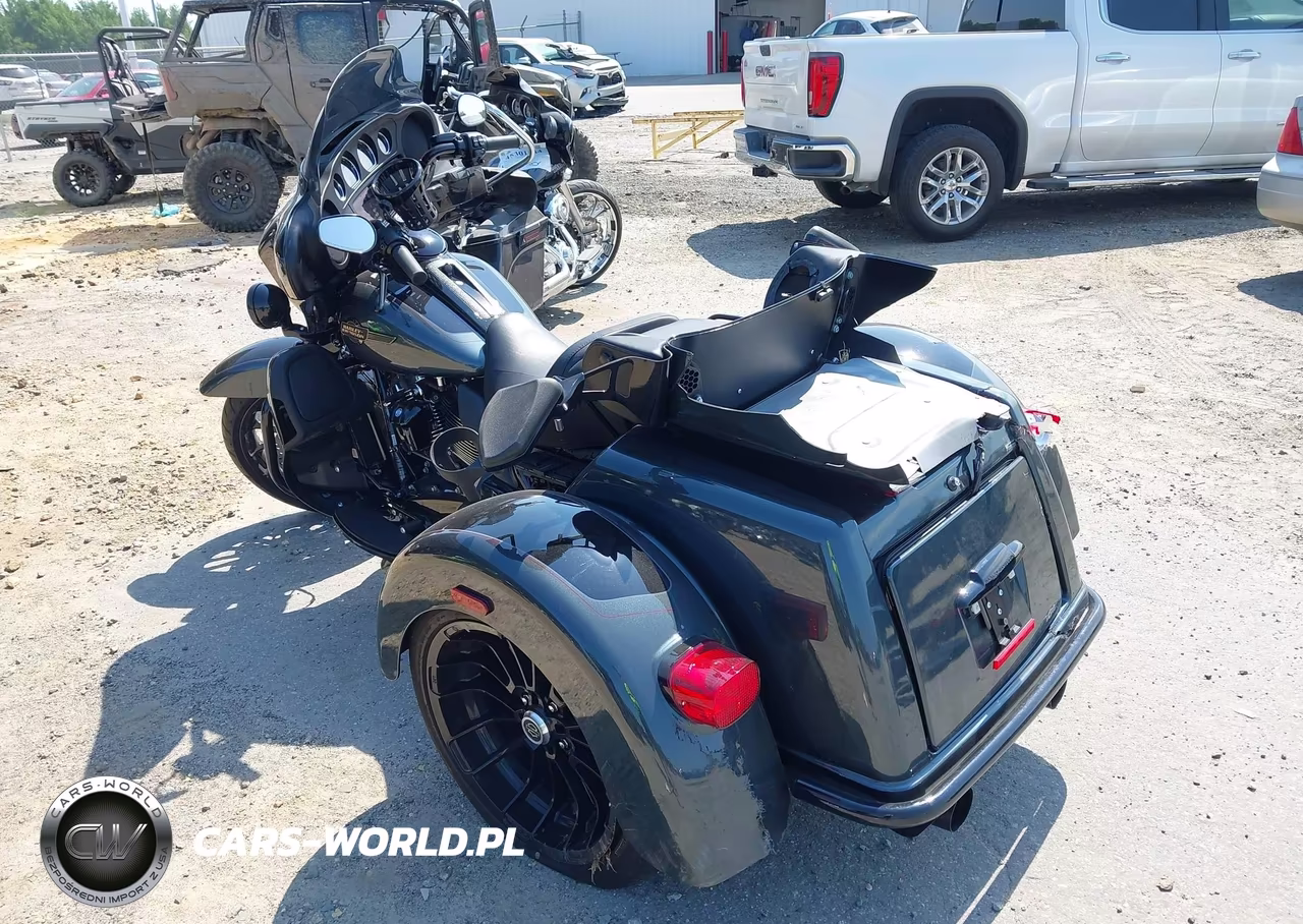 2025 Harley-Davidson Flhtcutg VIN:1HD1MAF13SB855165 - 3