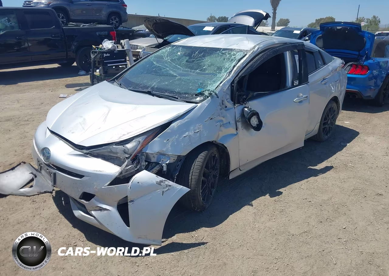 2016 Toyota Prius Three Touring VIN:JTDKARFU9G3514457 - 2
