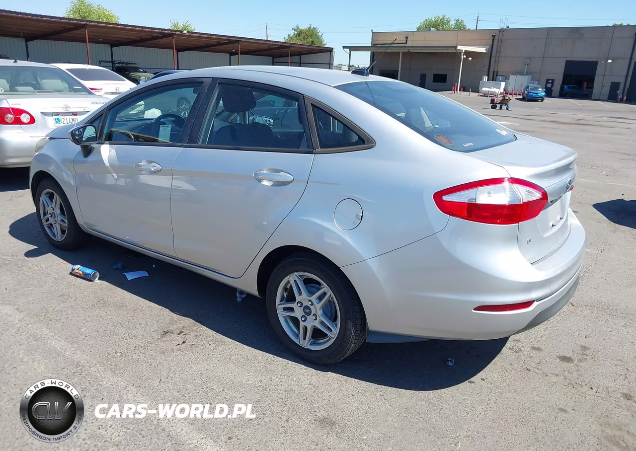 2018 Ford Fiesta Se VIN:3FADP4BJ8JM115735 - 3