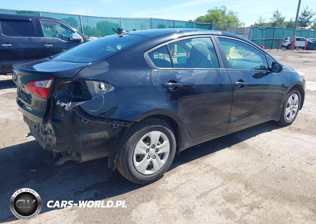 2016 Kia Forte Lx VIN:KNAFX4A60G5574432 - 4