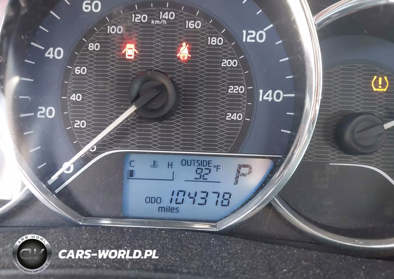 2016 Toyota Corolla Le VIN:2T1BURHE3GC578238 - 16