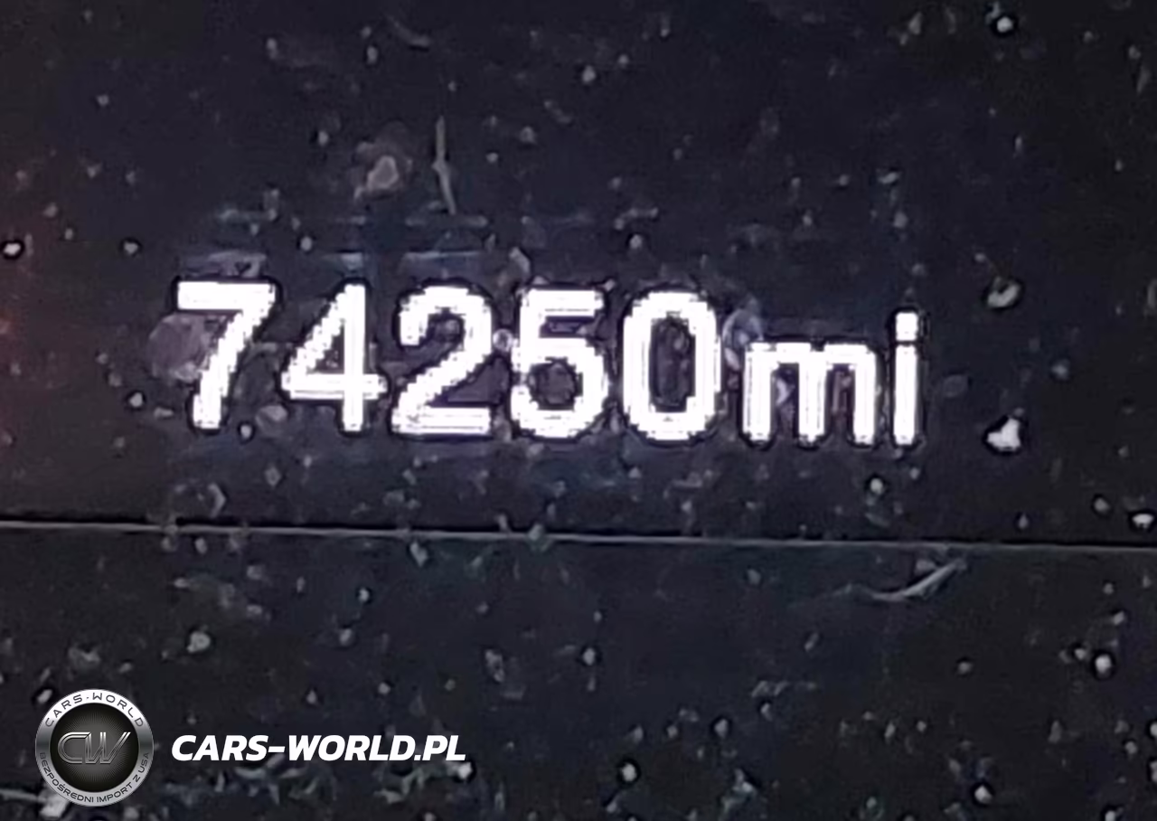 2017 Jeep Renegade Latitude 4X4 VIN:ZACCJBBB5HPF49395 - 15