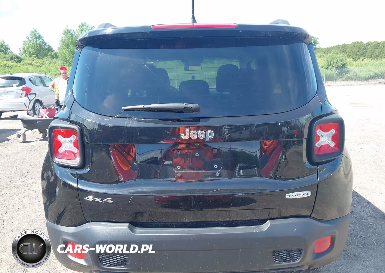 2017 Jeep Renegade Latitude 4X4 VIN:ZACCJBBB5HPF49395 - 16