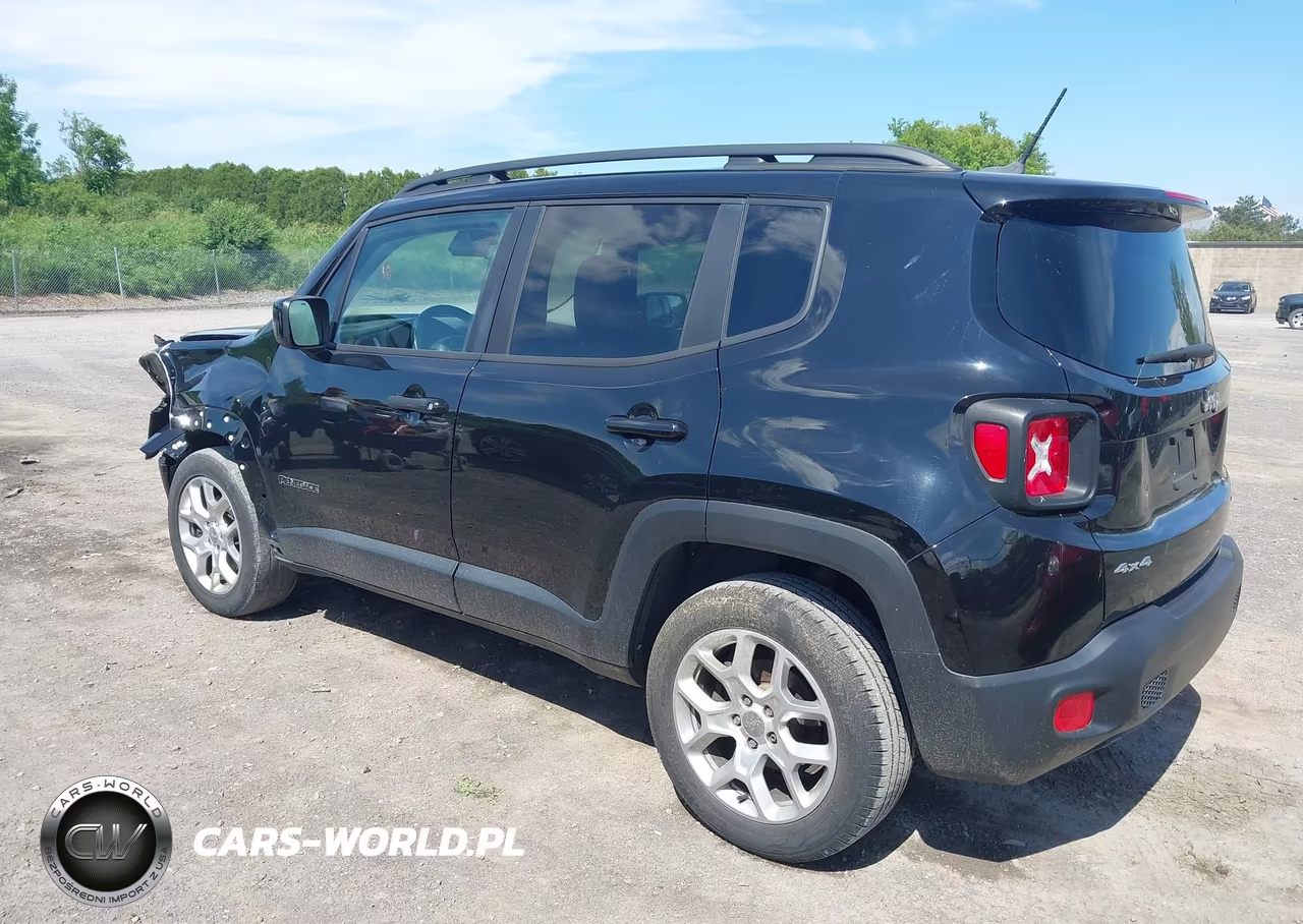 2017 Jeep Renegade Latitude 4X4 VIN:ZACCJBBB5HPF49395 - 3