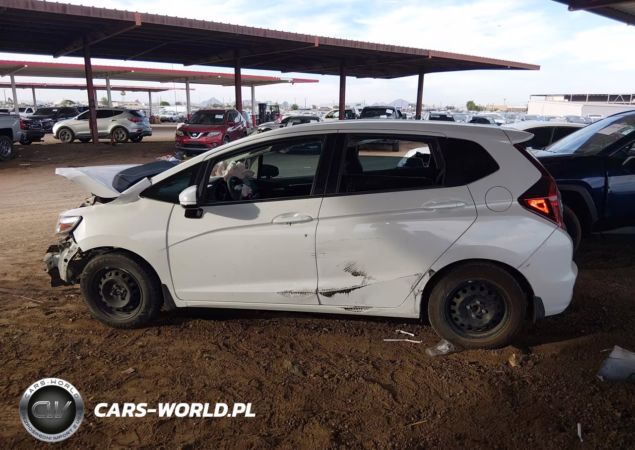 2019 Honda Fit Lx VIN:3HGGK5H49KM718807 - 14
