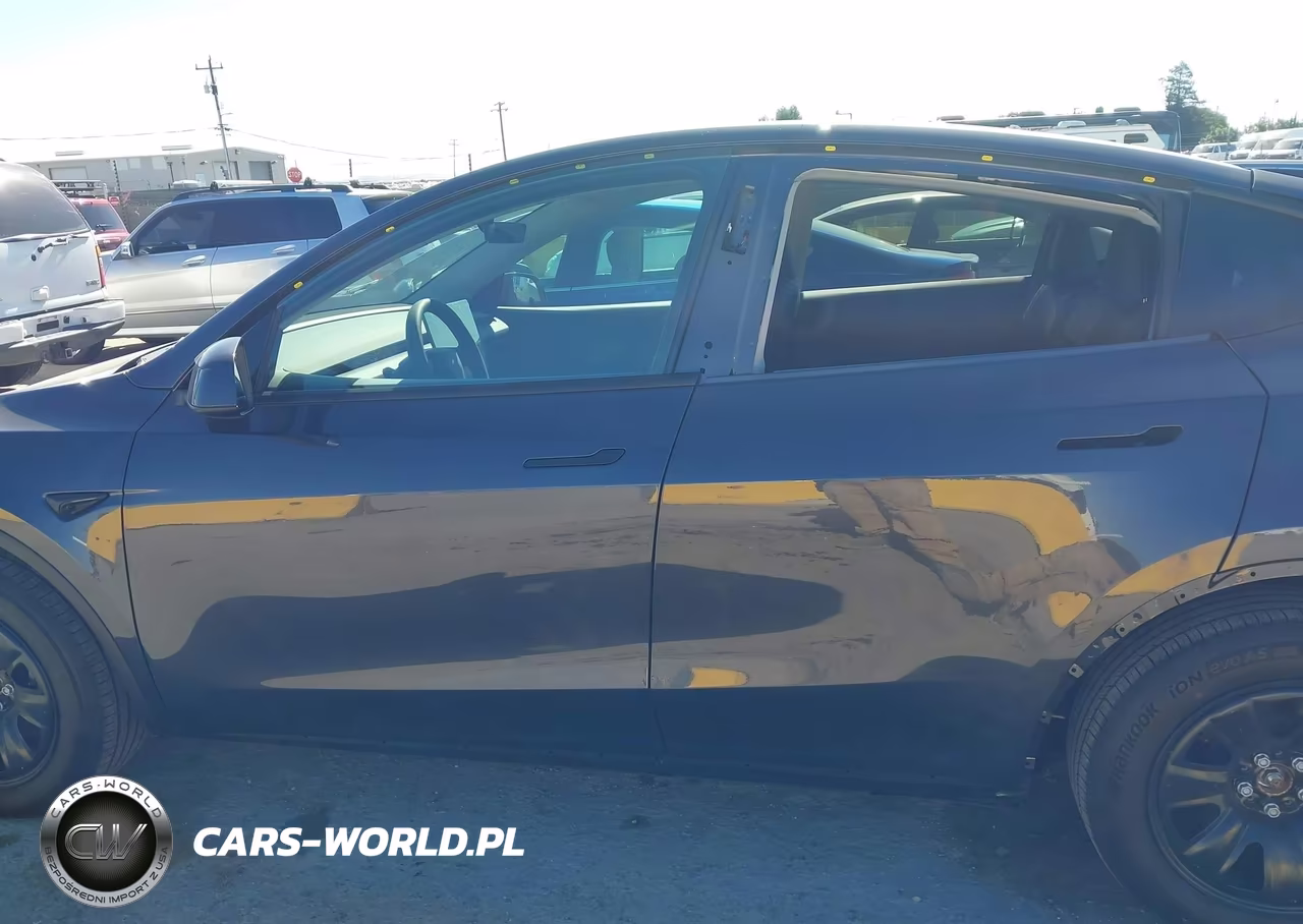 2026 Tesla Model Y Premium Rear-Wheel Drive-Rear-Wheel Drive VIN:7SAYGDED5TA607440 - 15