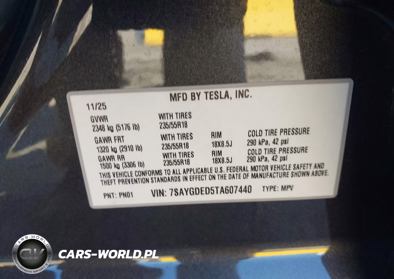 2026 Tesla Model Y Premium Rear-Wheel Drive-Rear-Wheel Drive VIN:7SAYGDED5TA607440 - 9