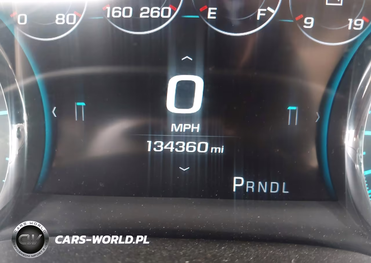 2017 Chevrolet Suburban Premier VIN:1GNSCJKC8HR245527 - 16