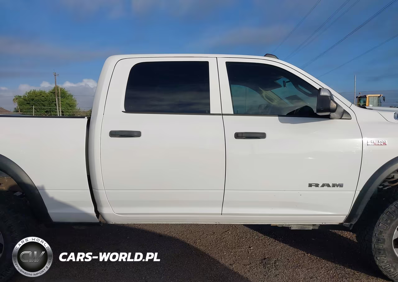 2020 Ram 2500 Tradesman 4X4 6'4 Box VIN:3C6TR5CJ6LG243324 - 13