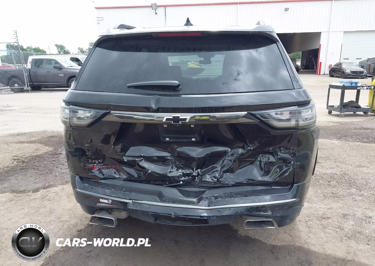 2019 Chevrolet Traverse Premier VIN:1GNERKKW8KJ232990 - 16