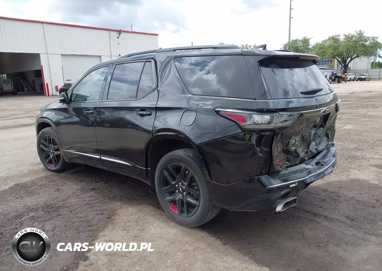 2019 Chevrolet Traverse Premier VIN:1GNERKKW8KJ232990 - 3