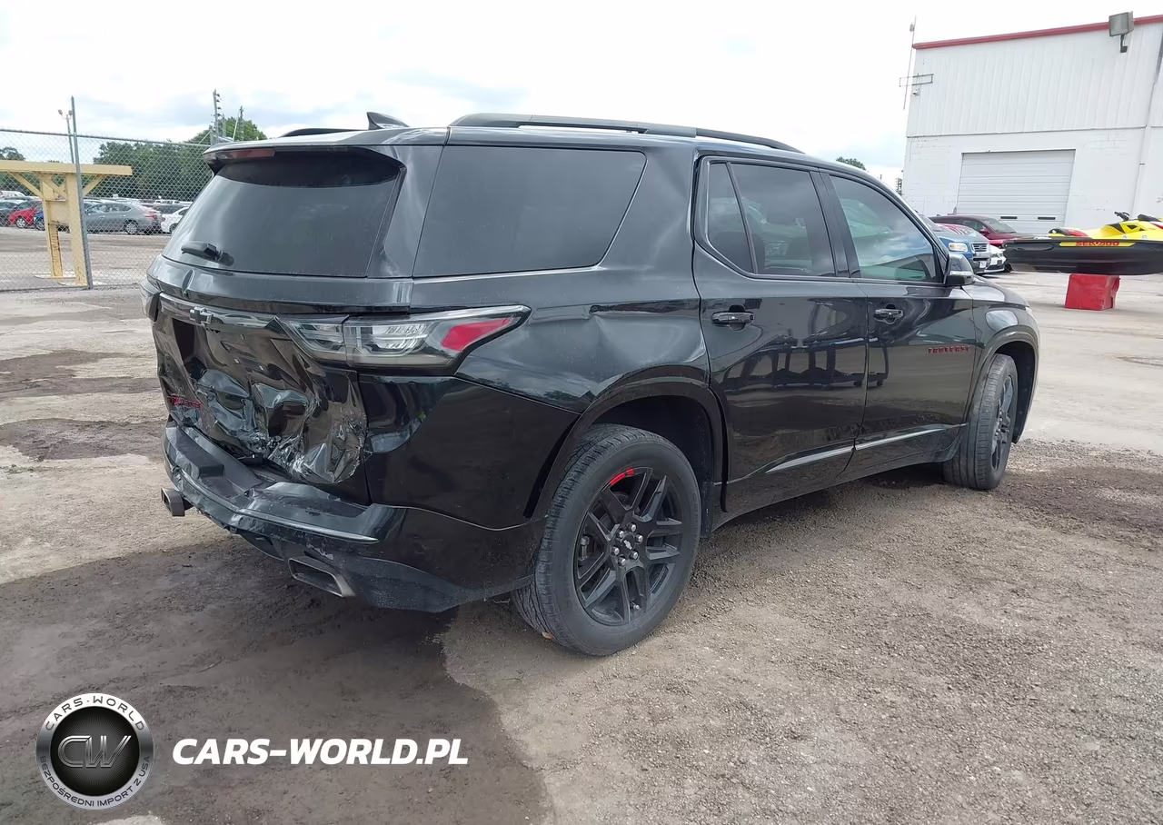 2019 Chevrolet Traverse Premier VIN:1GNERKKW8KJ232990 - 4