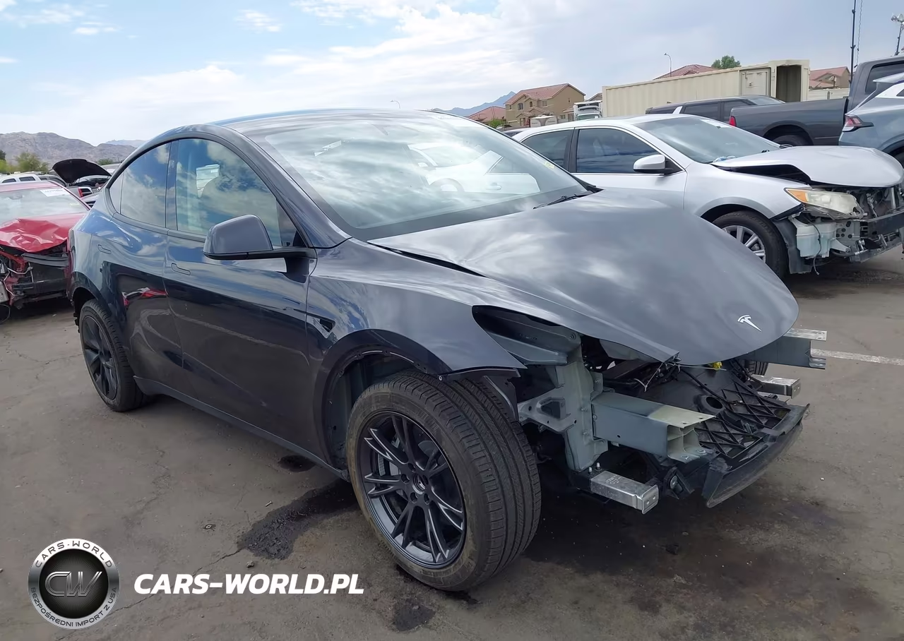 2025 Tesla Model Y Long Range Dual Motor Rear-Wheel Drive – zdjęcie 1 z 19
