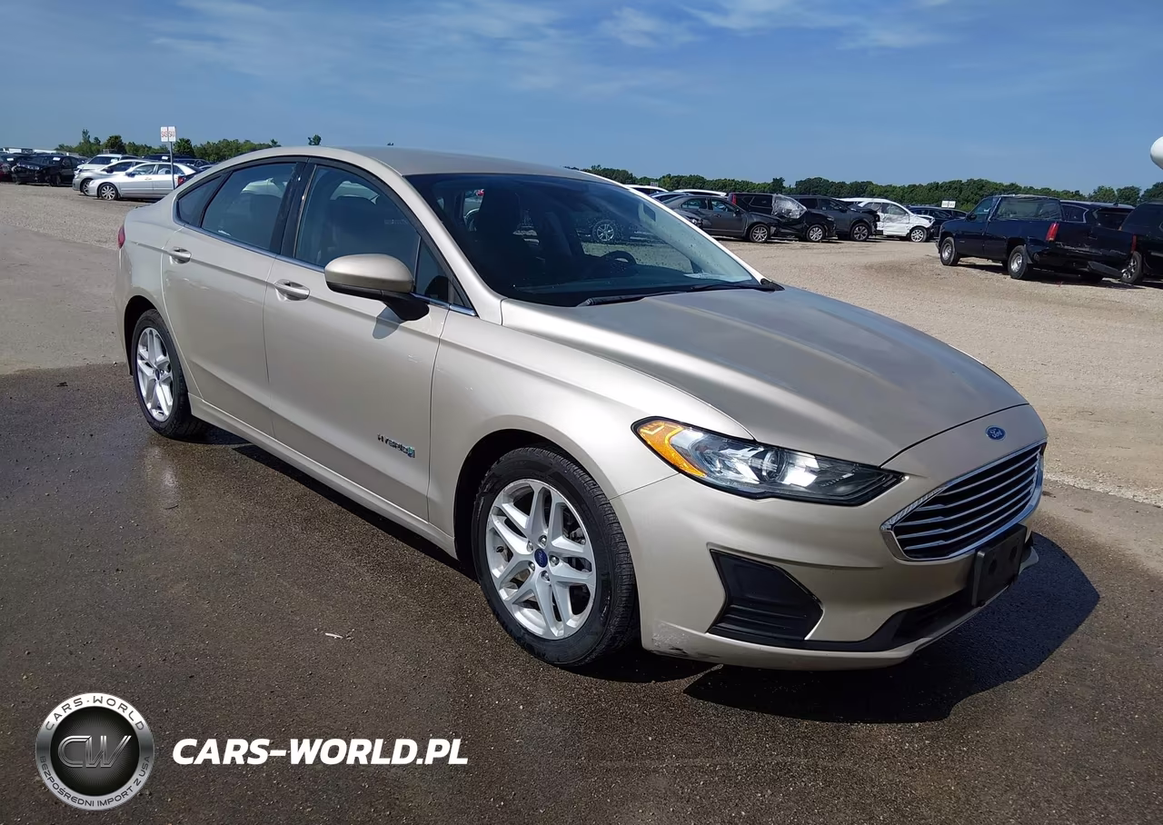 2019 Ford Fusion Hybrid Se – zdjęcie 1 z 19