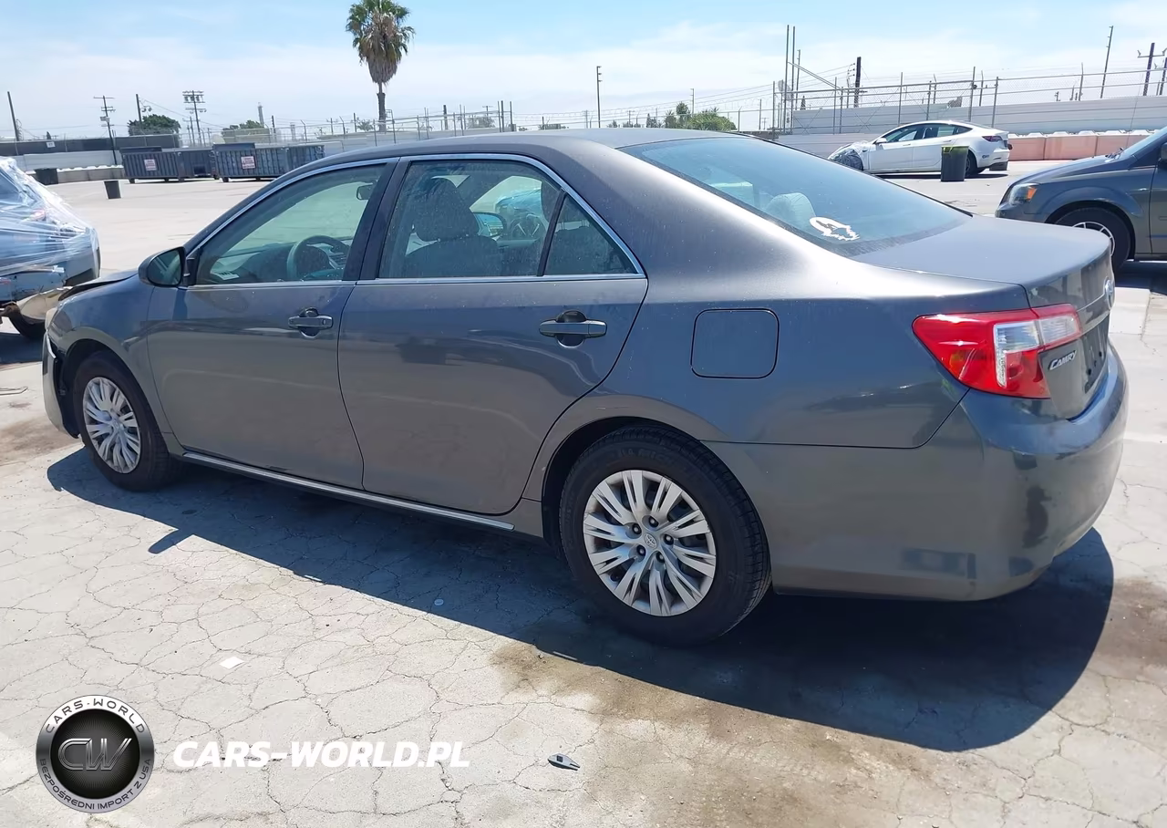 2012 Toyota Camry Le VIN:4T1BF1FK2CU169502 - 3