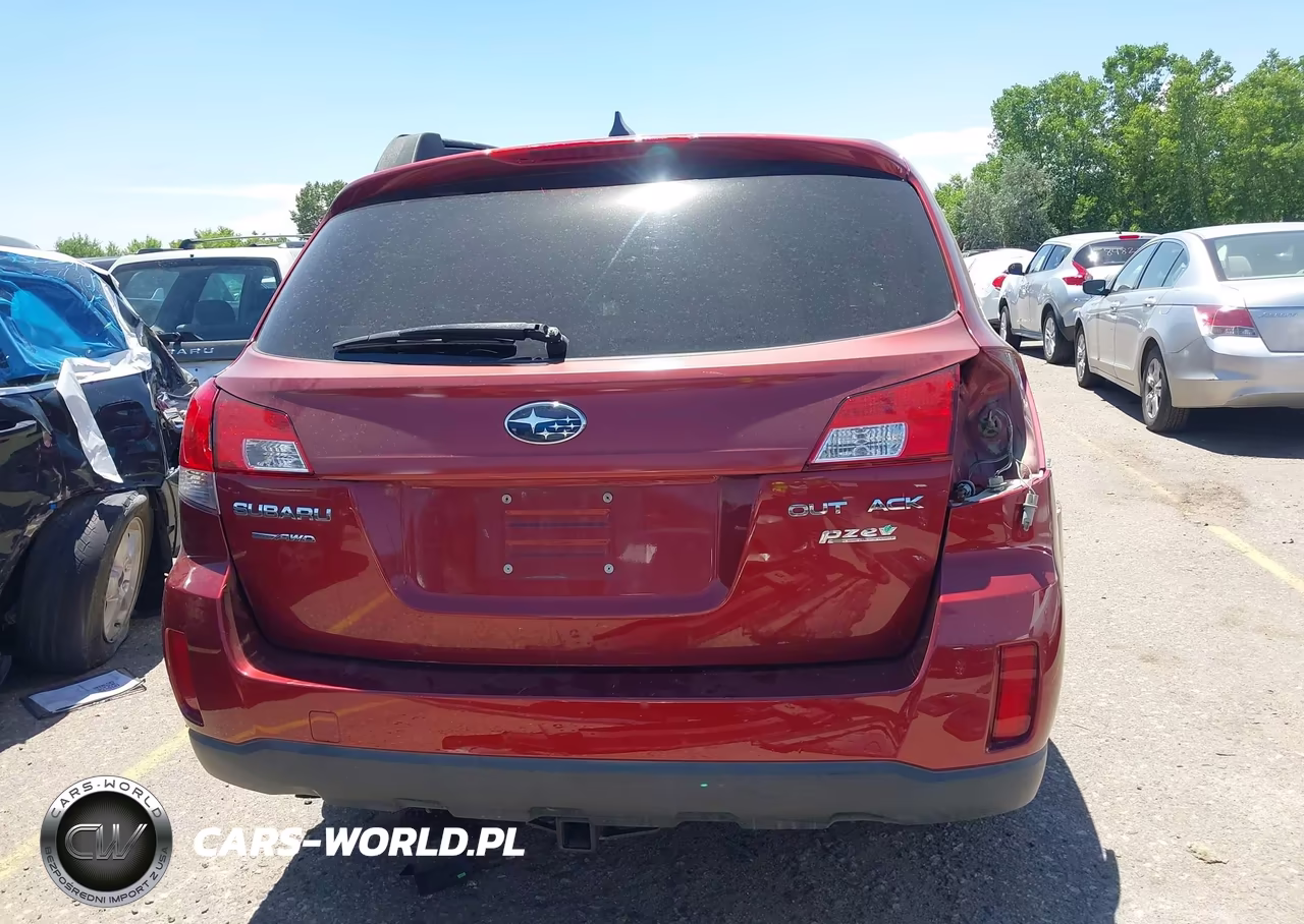 2014 Subaru Outback 2.5I Premium VIN:4S4BRBCC7E3257982 - 17